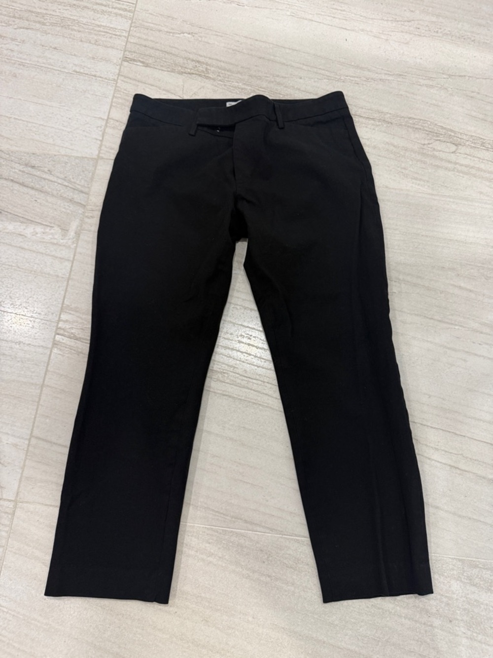 GAP Women’s Black Slim croppedPants size 14 regular